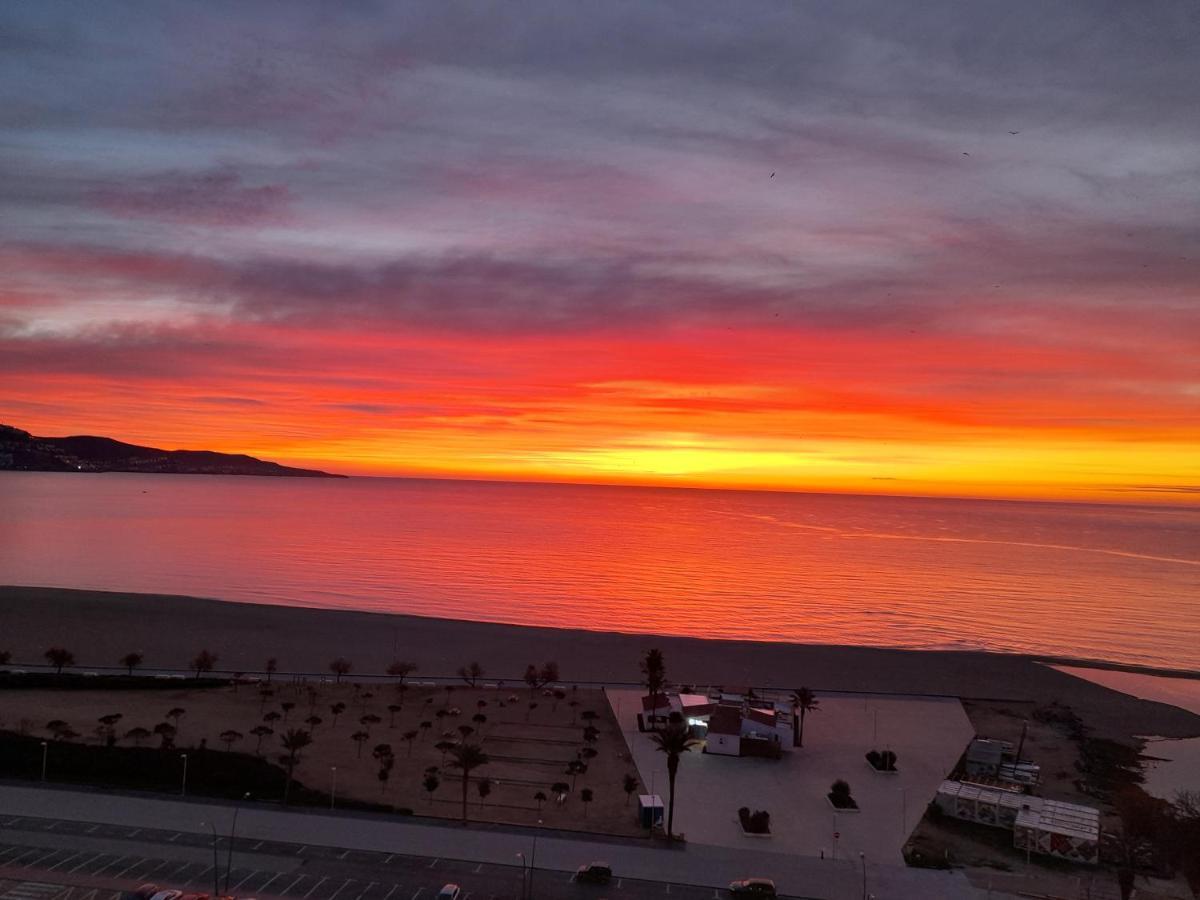 Apartamento Con Magnificas Vistas Al Mar - Wifi Gratis Empuriabrava Zewnętrze zdjęcie